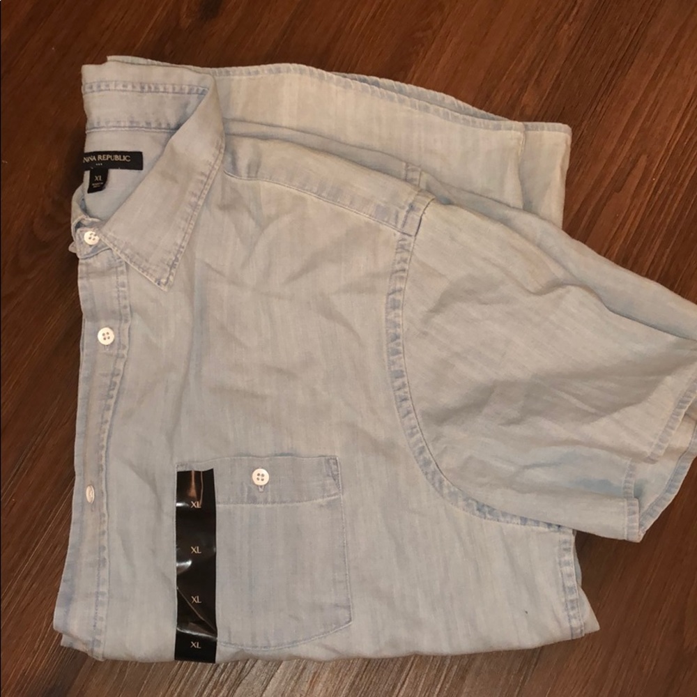 Short sleeve casual shirt